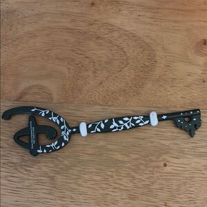 Disney Store Opening Ceremony Key to Imagination Green and White Vine